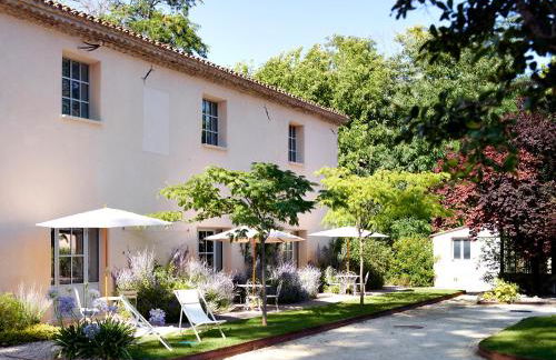 Mas du Chateau de la piscine - Photo 27