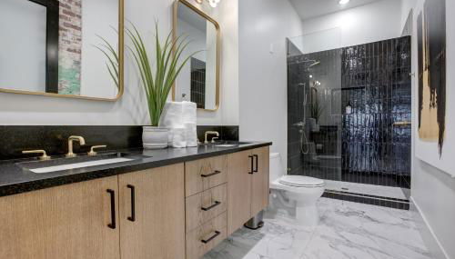 Loft condo by Mercedes Benz w balcony Apt 101 - Foto 5