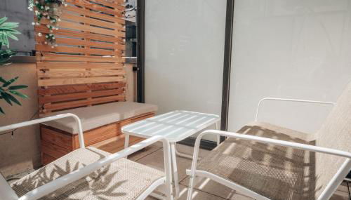 Le Terra Cholet - T2 Centre - Terrasse - Parking - 25 min Puy duFou - Foto 5