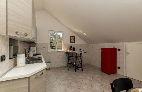 Kejani attic apt Scenic Views, Lux bath, Fast Wi-fi - Foto 29