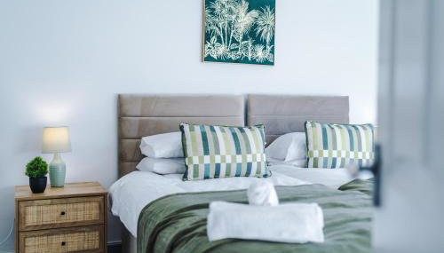 Premium 3-Bed Detached by Papermill, Deeside - Wirral - Foto 3