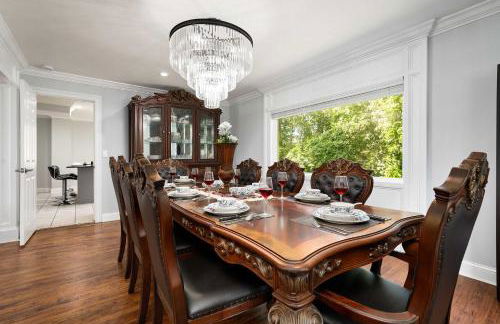 Spacious 6BR Getaway Game Room Firepit NYC - Foto 13