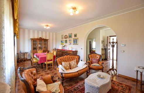 3 Bedroom Gorgeous Home In Pistoia - Foto 4