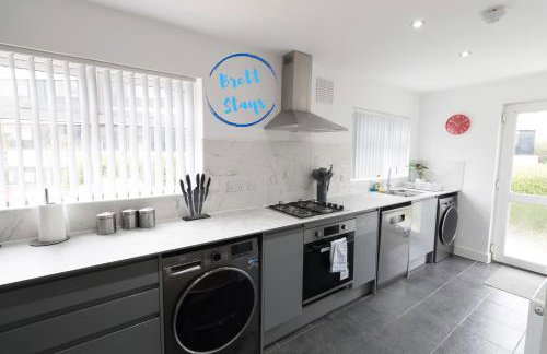 Contractor Base Newport 3 Bed Van Parking Sleeps 5 - Foto 5