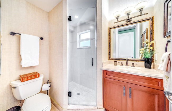 5 Bedroom Luxury Home, Minutes to Las Olas, Shops & Beach - Foto 15