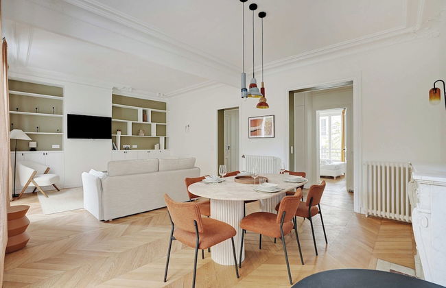 Elegance and Charm in the Chic Town of Neuilly - Foto 11