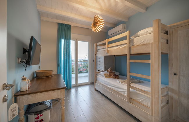 Seabreeze Villa - with Jacuzzi & heated pool - Photo 8