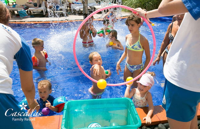 Cascadas Family Resort - Photo 52