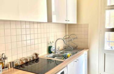 2-Bed Room Cosy Apartment - Central Location - Foto 10