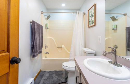 Beautiful Modern Lodge! Game Room - Foto 15