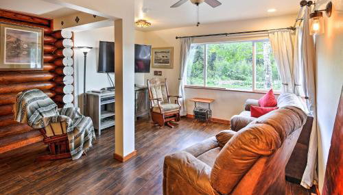 Lodge 88 - Steps to Weiner Lake with Dock and Boat! - Foto 2