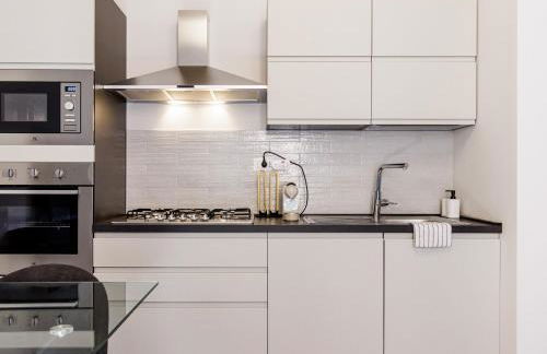 Chiara Apartment 6 guest - Train Station - Parking - Foto 18