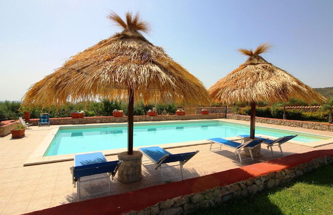 Inviting Holiday Home With Private Pool - Foto 18