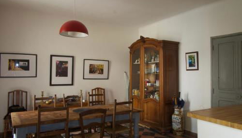 3 Bed-Sleeps 6-Balcony-Pets-Parking-Town Centre - Foto 2