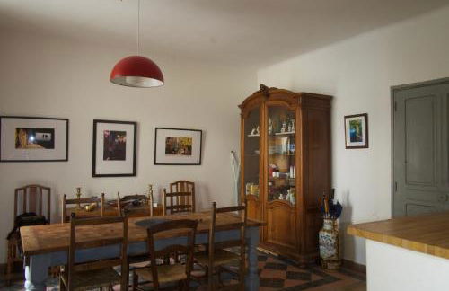 3 Bed-Sleeps 6-Balcony-Pets-Parking-Town Centre - Foto 2