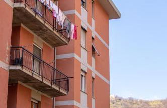 Overlooking Genoa - Foto 38