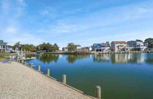 Mulligan Home - Waterfront, boat dock & community pools! - Foto 37