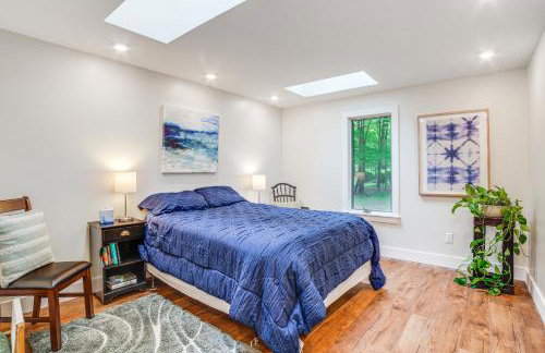 Sawyer Retreat with Fire Pit Less Than 2 Mi to Beaches! - Foto 19