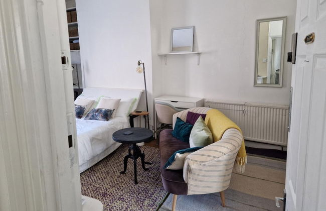 Charming 1-wall Bed Comfortable Studio in Nwlondon - Foto 11