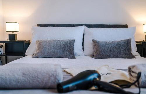 Stylish 2BR House for 4 in Manchester with Parking - Foto 33