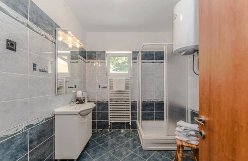 Villa Ana with private pool and large garden- by TA Leut Agency - Foto 2