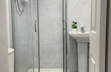 2 Bed Apartment-Parking -walk to city centre -birmingham - Foto 2