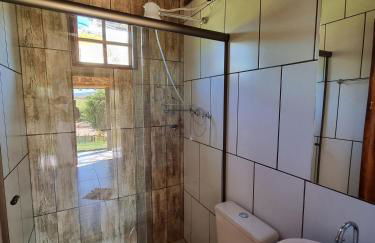 Chalés Vila Carrancas - Ao lado do centro com piscina, cozinha completa e muita tranquilidade - Foto 20