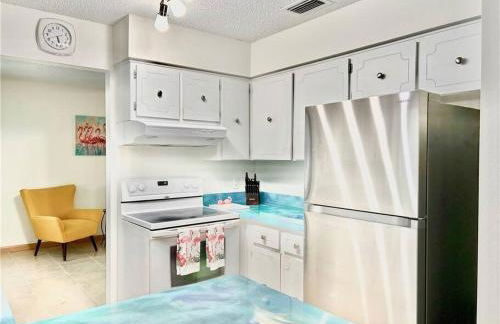 Beautiful 3 Bed House with pool - Foto 18