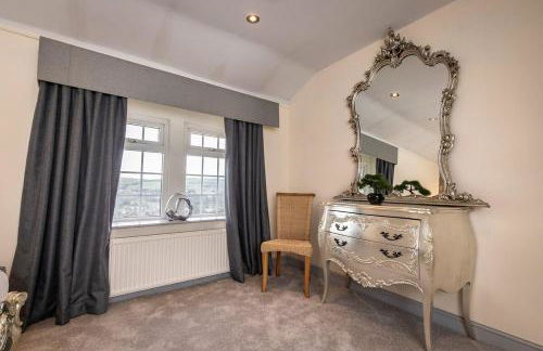 New Hobbit, stunning views, sleeps 42, Bar, Hot Tub - Foto 37