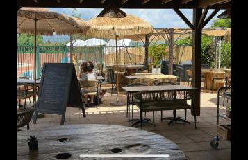 Climatisé, piscine, proches des plages - Photo 3