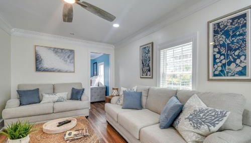 Walk to Water Coastal-Chic Home Near Myrtle Beach - Foto 5