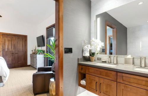 Ultimate Luxury Residence with Extras Galore across from Heavenly Village & Gondola - Zalanta Resort - Foto 9