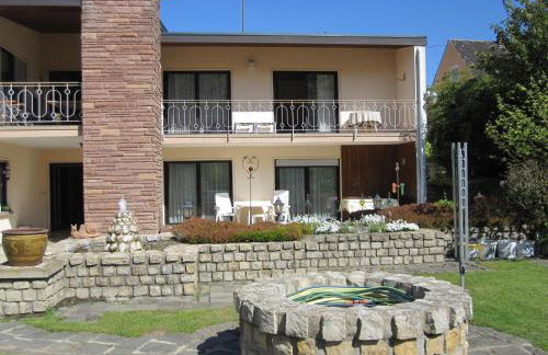 Elisabeth Decker - Foto 17