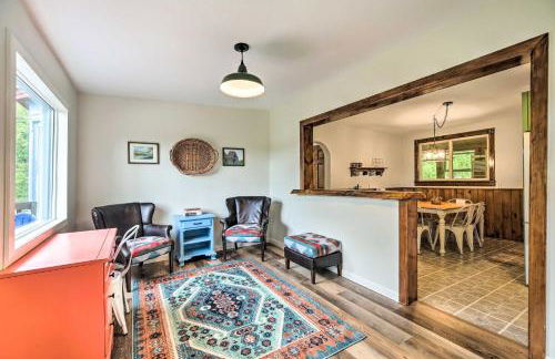 Pet-Friendly Saranac Lake Retreat with Deck and Yard - Foto 8