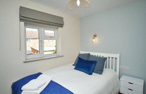 Spacious 4 Bed House Sleeps 6 Parking Garden in Loughborough - Foto 46