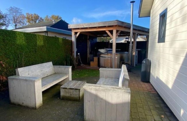 Forest Cabin With Pets - Photo 28