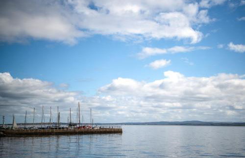 By The Sea - Foto 11