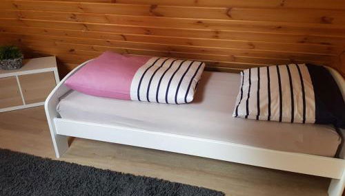 Blockhaus Canow mit Fahrrädern - Foto 5