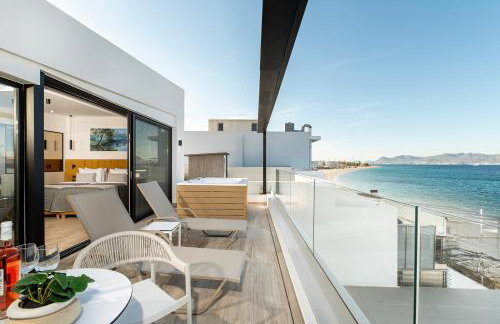 SoleLuna 2-On the Beach-Hot Tub-Smart Home - Photo 1