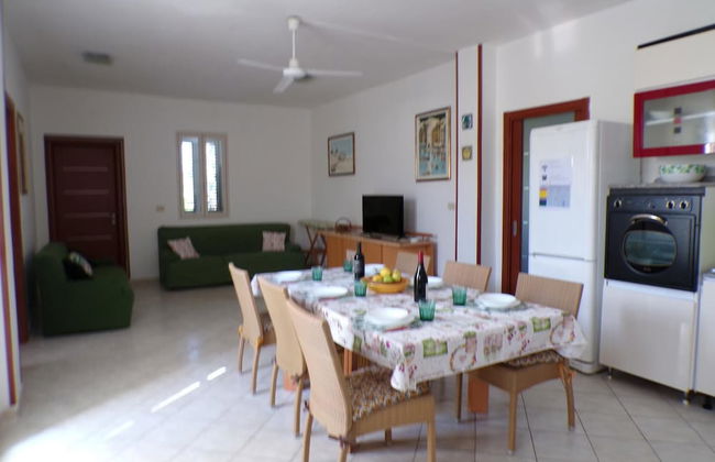 Villa Francesca in Full Relaxation - Wi-fi Near the sea - Foto 16