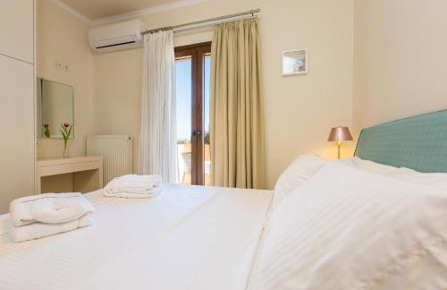 Aria Villas - Private Pool, Playground, Ping Pong & Close to Beach, By ThinkVilla - Foto 45