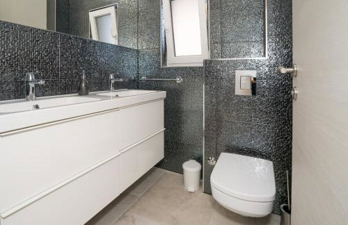 Luxury Beachfront Villa Sea Queen - Kastela - Foto 38