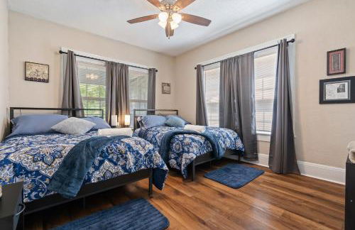 Bungalow Retreat! - Photo 20