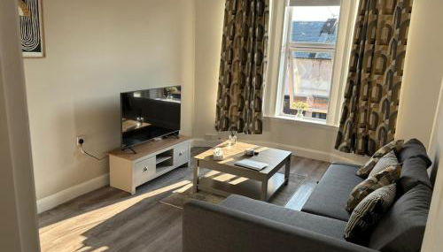 2 bedroom first floor flat- Bonnie Stays - Foto 2