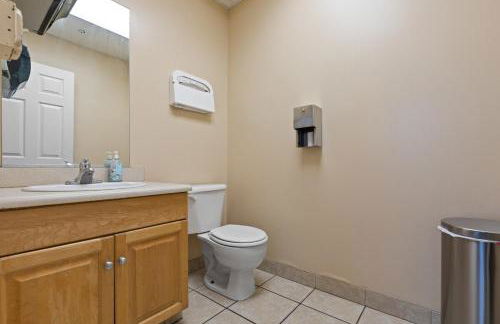 Spacious Downtown Loft Bunkbeds 2 TVs Gym - Foto 31