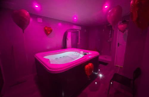 Jacuzzi privé arrivée autonome - Foto 1