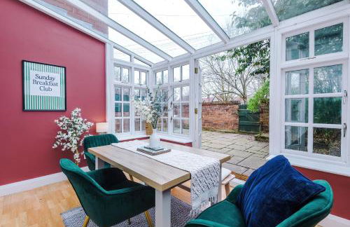 Stylish 4 Bedroom Home in Port Sunlight with 7 Beds Perfect for Business Bookings and Groups - Foto 61