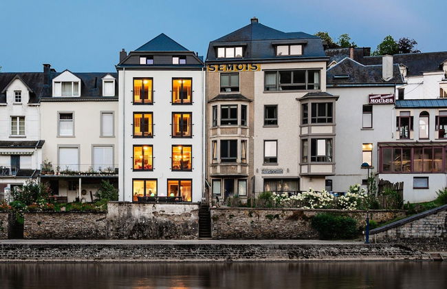 Villa Steps From Castle - Photo 1