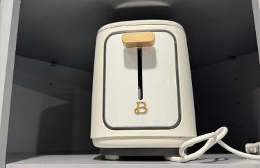 Cozy Retreat Near EWR with NYC access - Photo 19