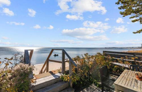 Waterfront with Private Beach Stunning Views - Foto 17